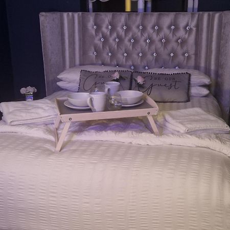 Lenox Bed And Breakfast ヘイル エクステリア 写真